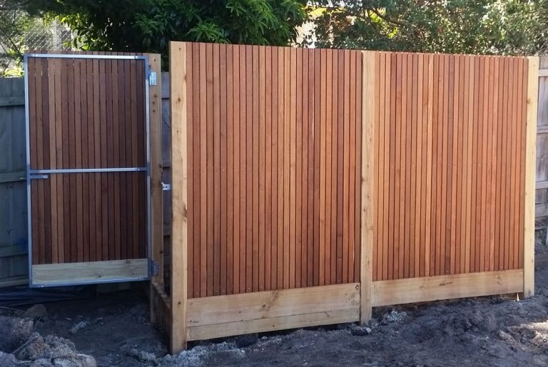 Screens Scenic Surrounds